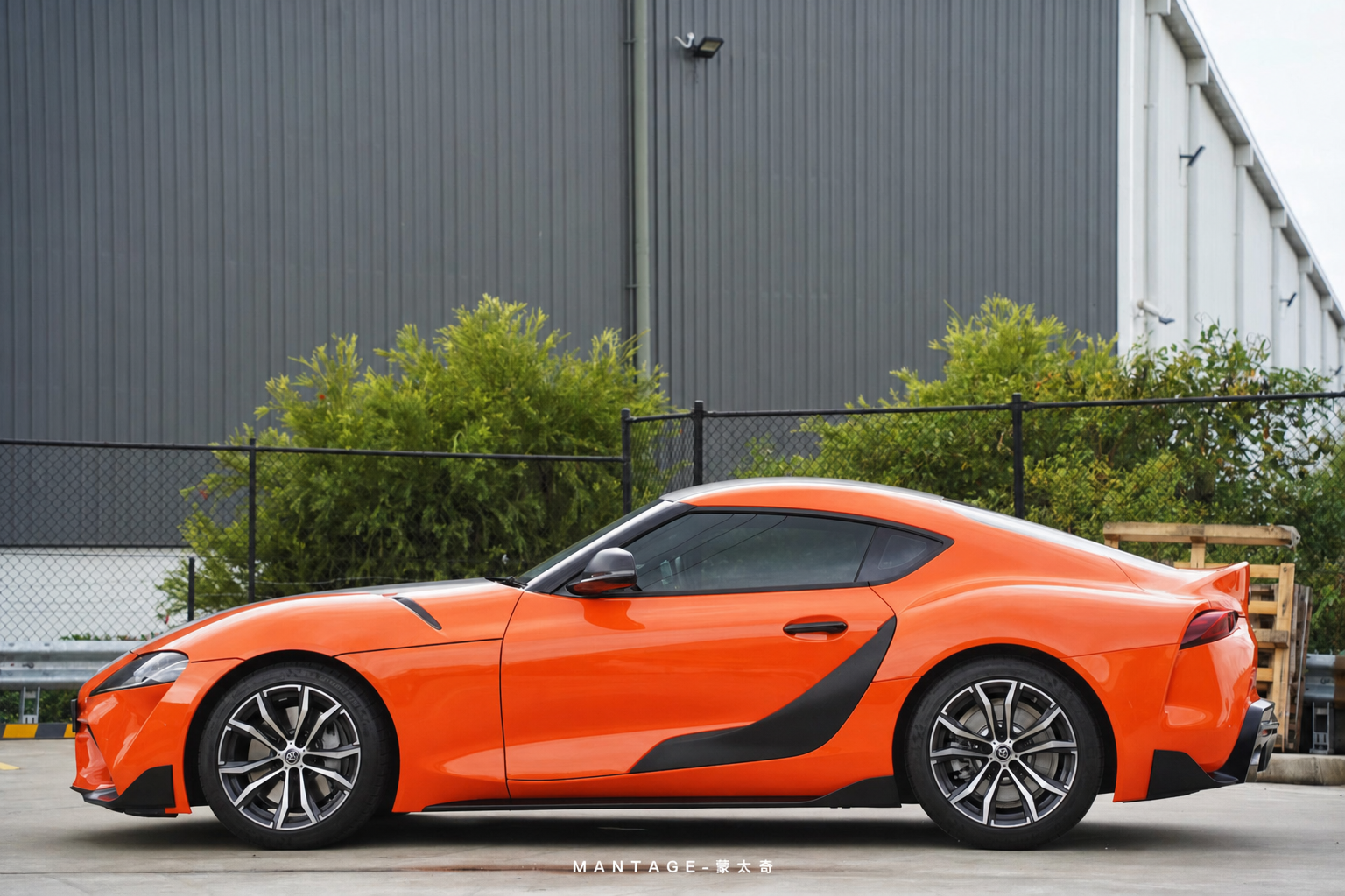 丰田 Supra 熔岩橙 TPU 改色膜真实客户案例